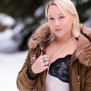 Meet your Posher, Sierra